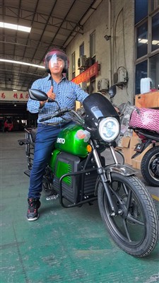 Fabrikamın Elektrikli Motosikletini Sınamağa Xoş Gəlmisiniz